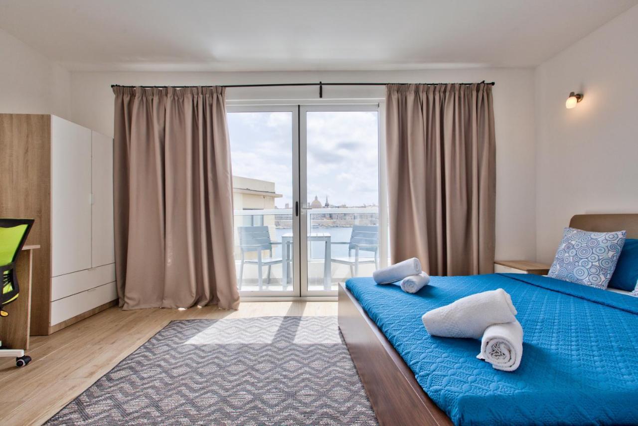 Sliema Duplex Penthouse With Sea Views & Private Terrace By Shortletsmalta Leilighet Eksteriør bilde