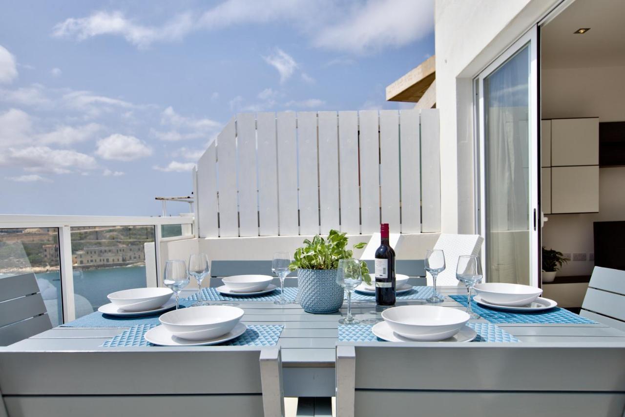 Sliema Duplex Penthouse With Sea Views & Private Terrace By Shortletsmalta Leilighet Eksteriør bilde