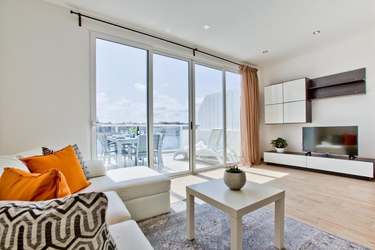 Sliema Duplex Penthouse With Sea Views & Private Terrace By Shortletsmalta Leilighet Eksteriør bilde