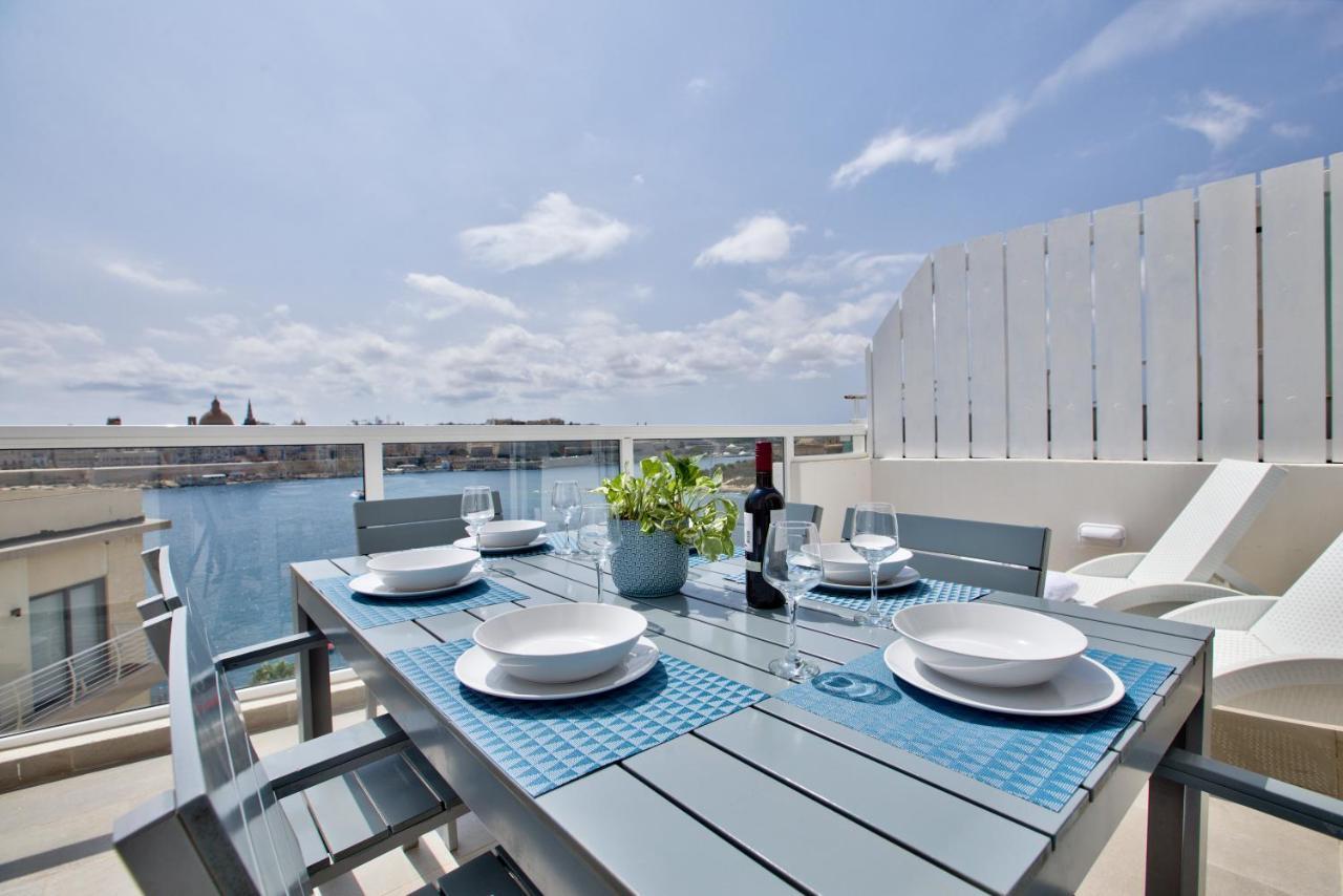 Sliema Duplex Penthouse With Sea Views & Private Terrace By Shortletsmalta Leilighet Eksteriør bilde