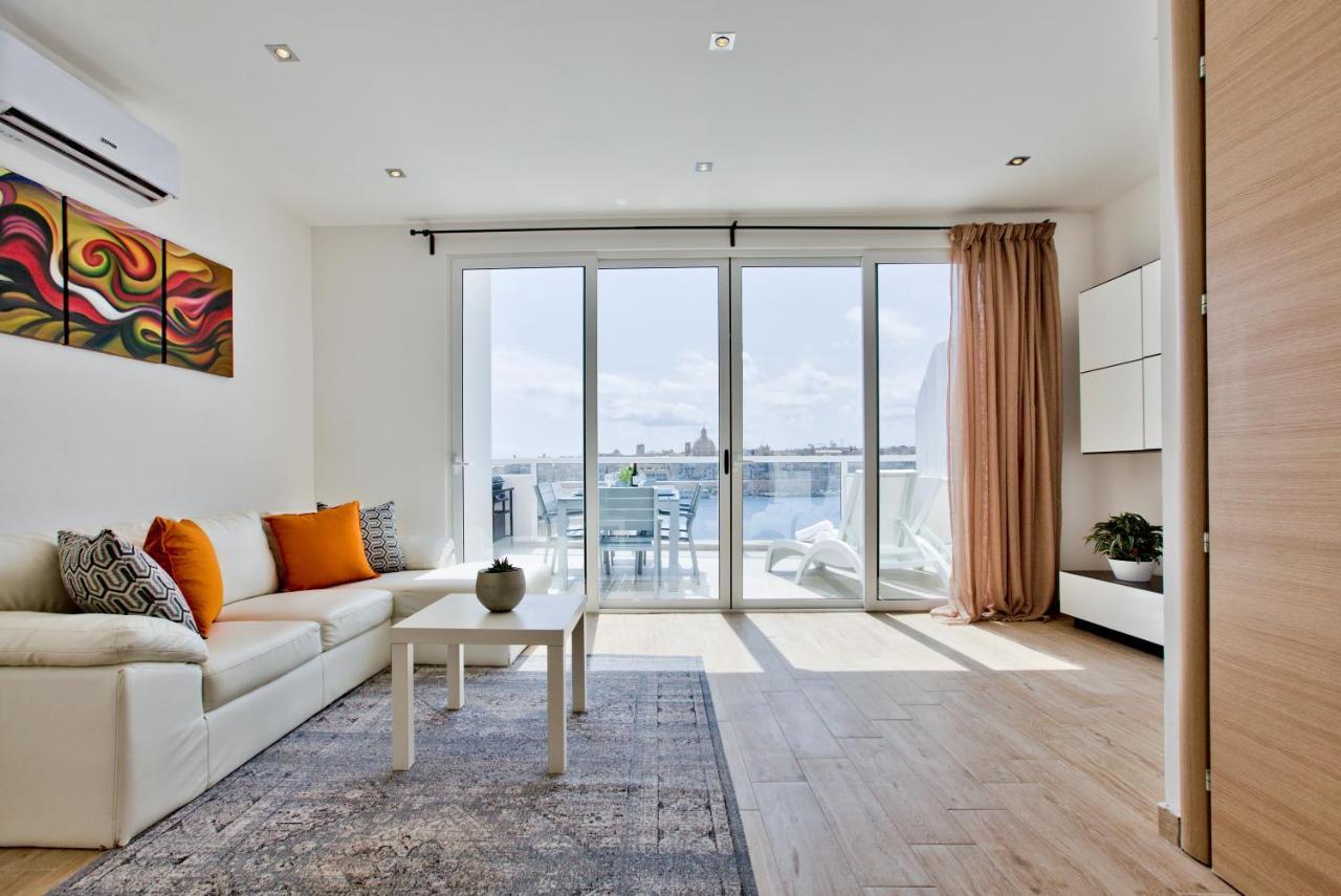 Sliema Duplex Penthouse With Sea Views & Private Terrace By Shortletsmalta Leilighet Eksteriør bilde